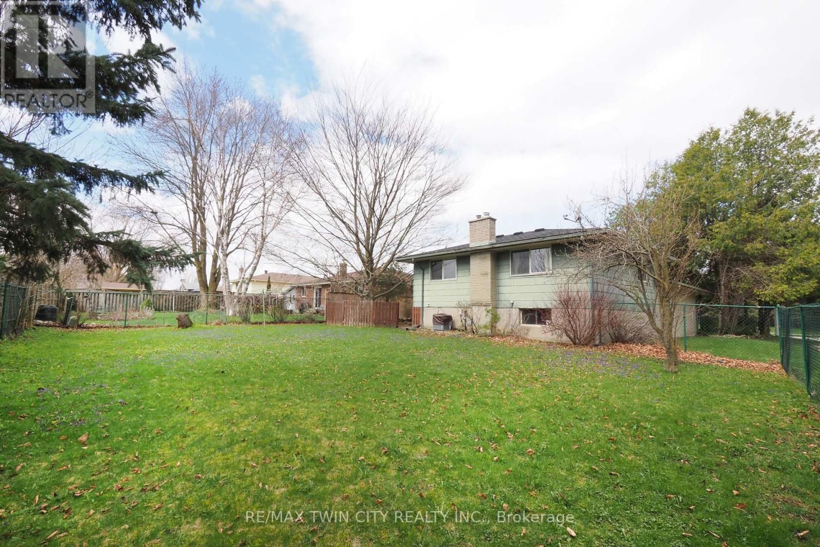 15 MOCKINGBIRD DRIVE Image 33