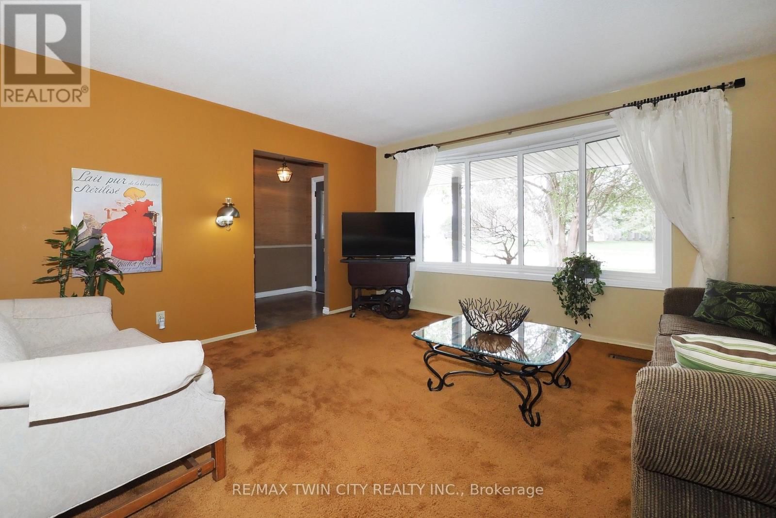 15 MOCKINGBIRD DRIVE Image 9