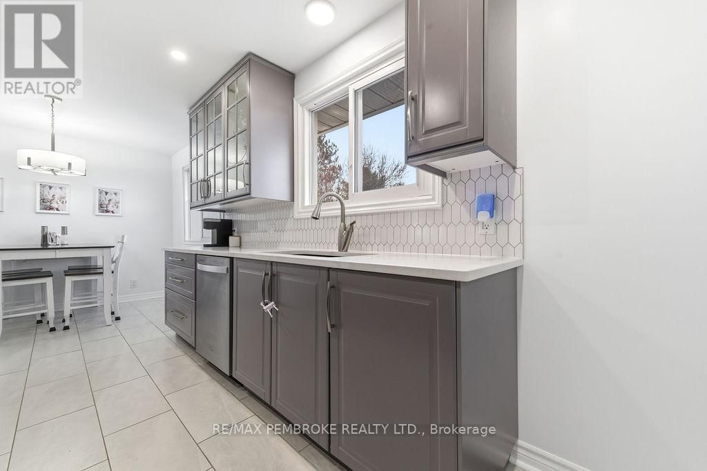 34 JOHN STREET Image 16