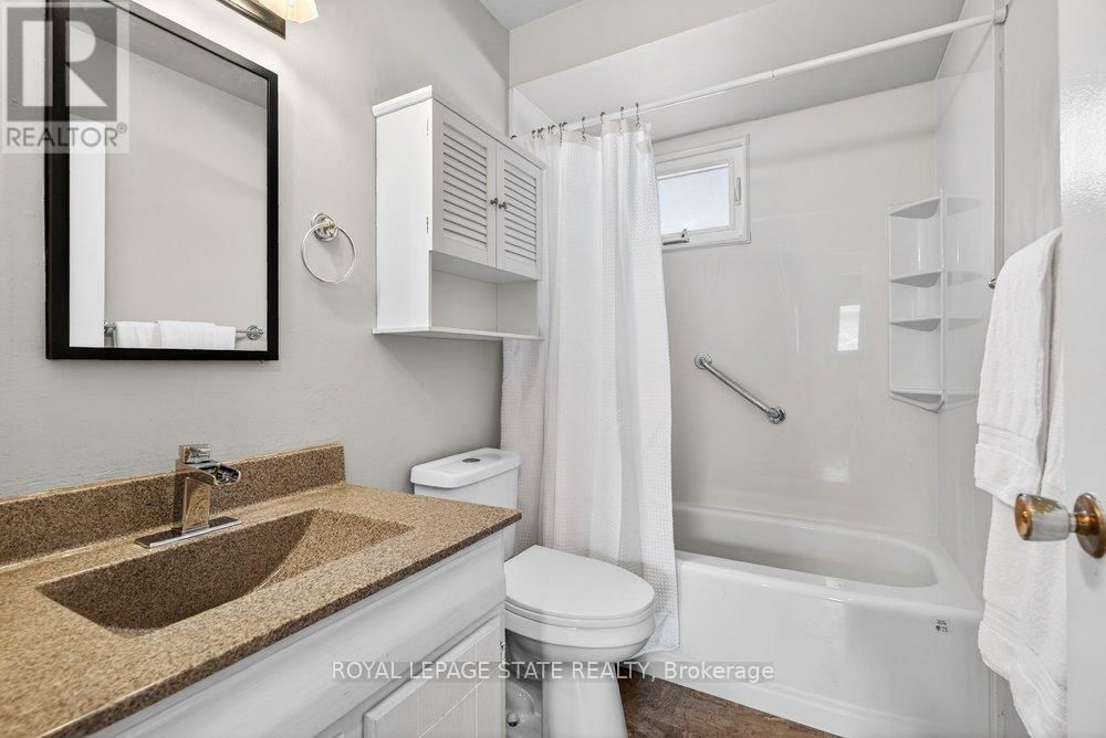 368 CARSON DRIVE Image 25