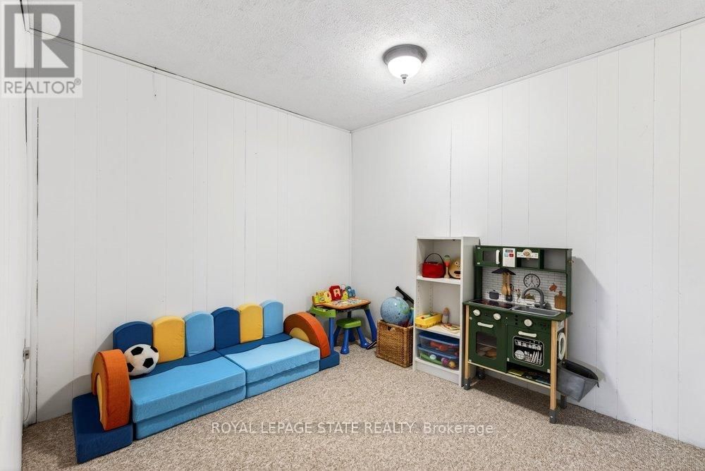 368 CARSON DRIVE Image 36