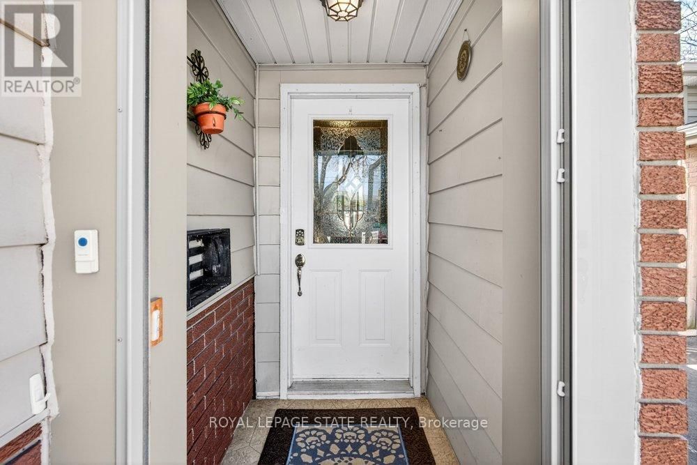 368 CARSON DRIVE Image 4