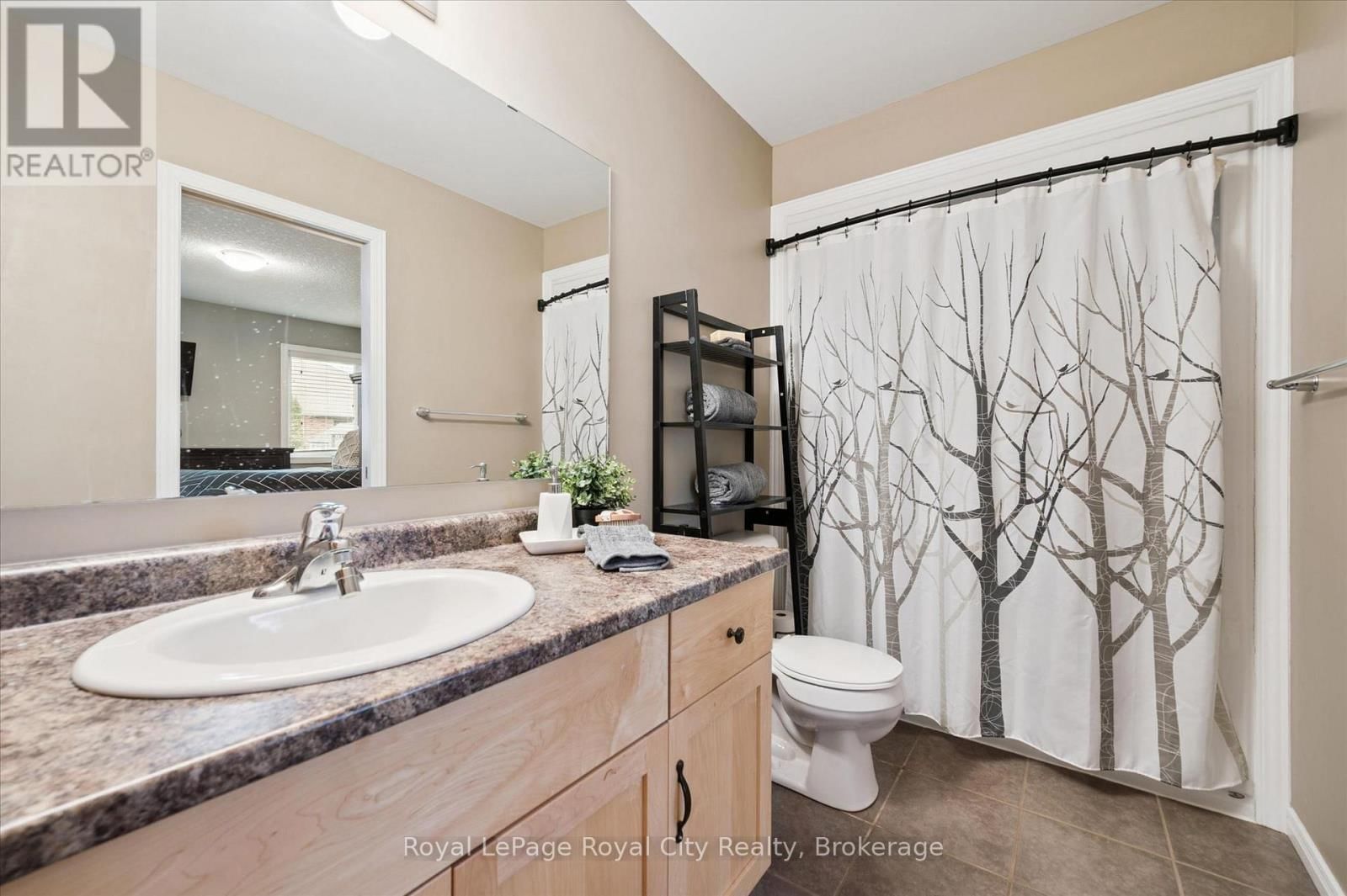 105 SPENCER STREET Image 17