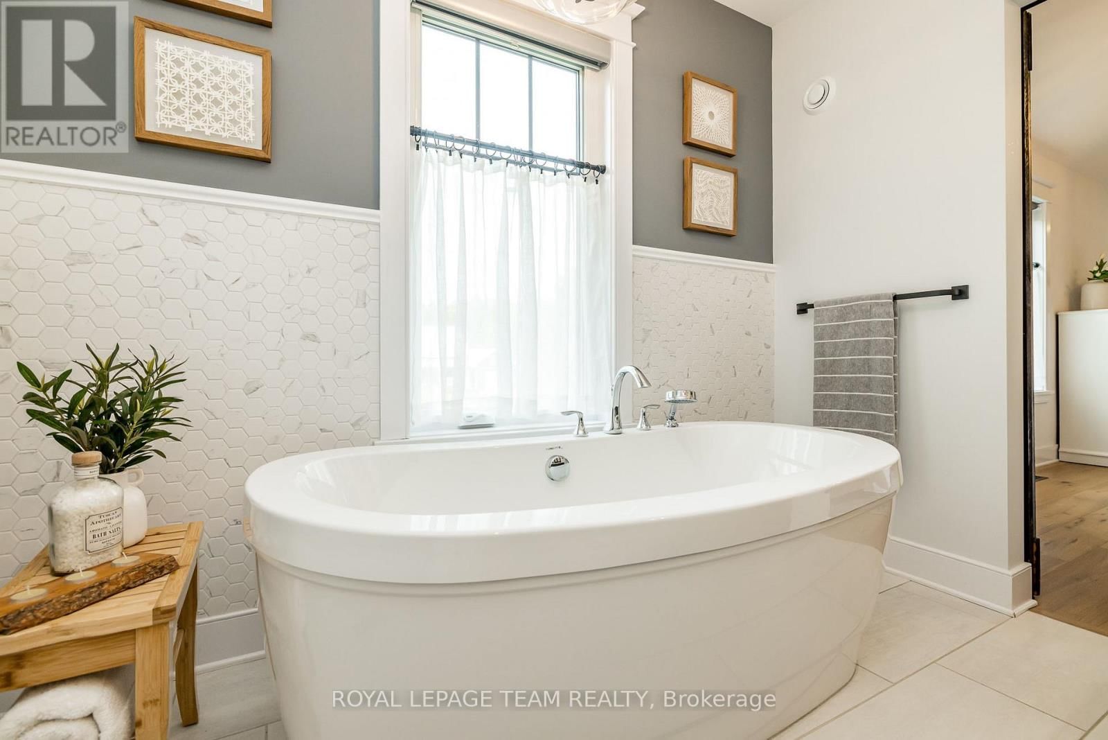 103 BROOKBERRY CRESCENT Image 29