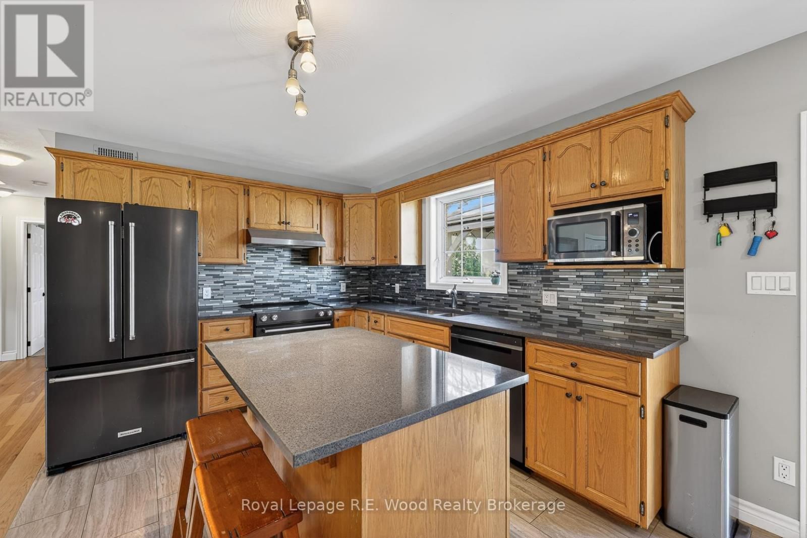 917 NORFOLK COUNTY ROAD 19 ROAD Image 10