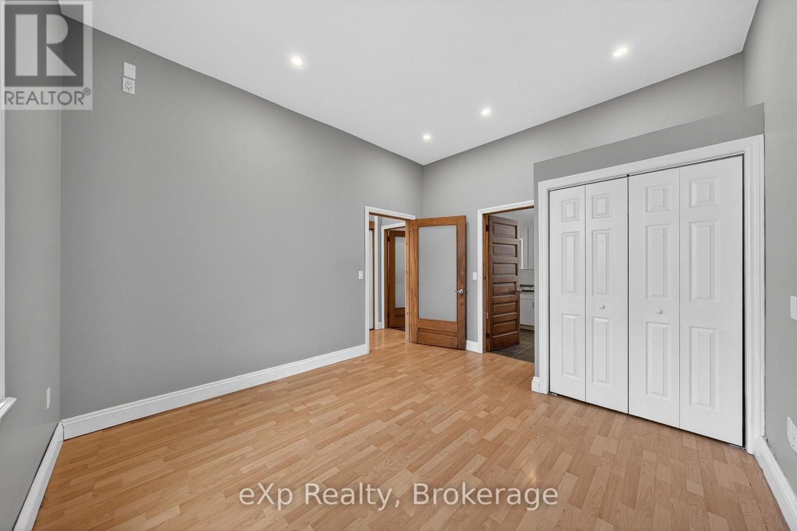 12 FLEET STREET Image 15