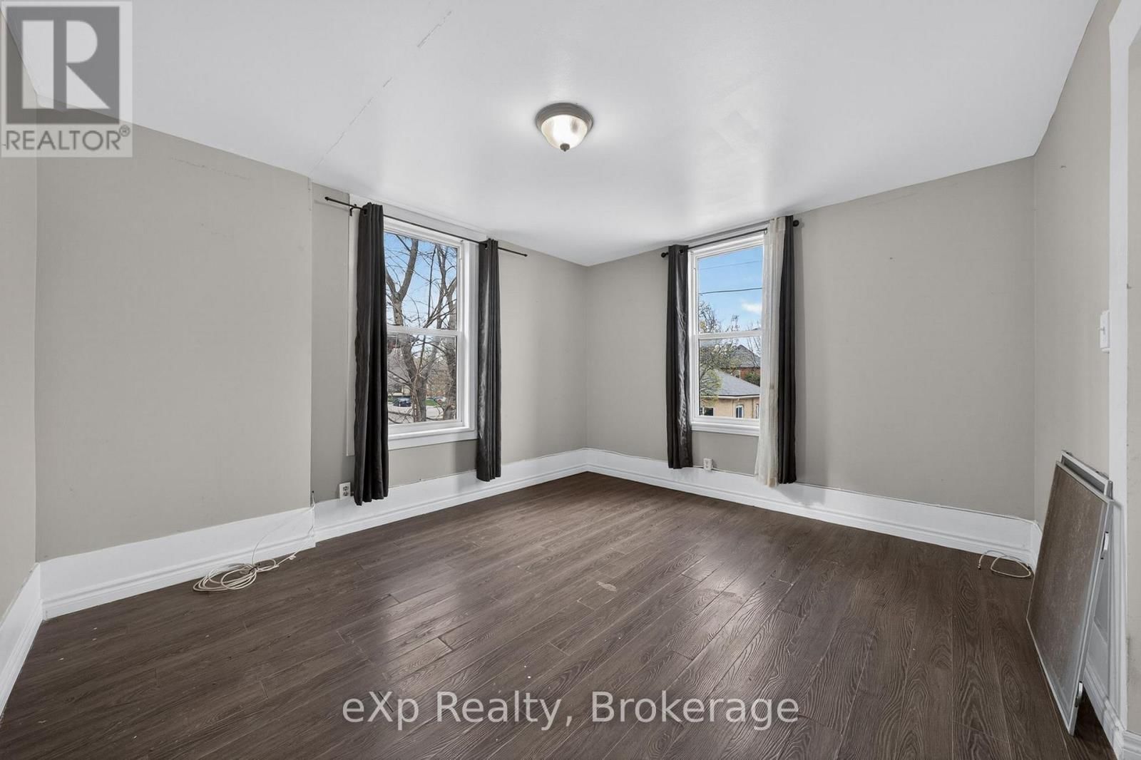 12 FLEET STREET Image 27