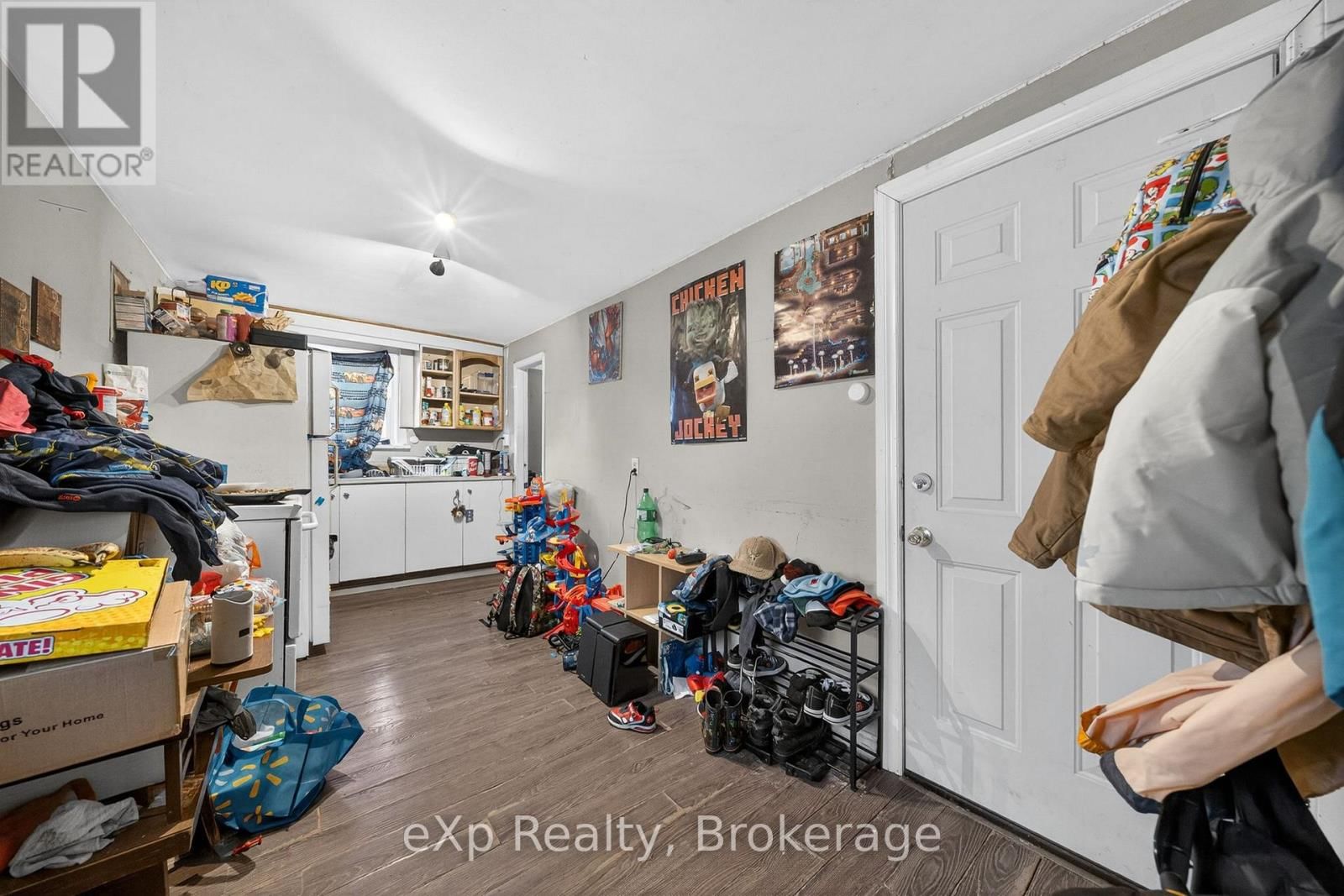 12 FLEET STREET Image 30