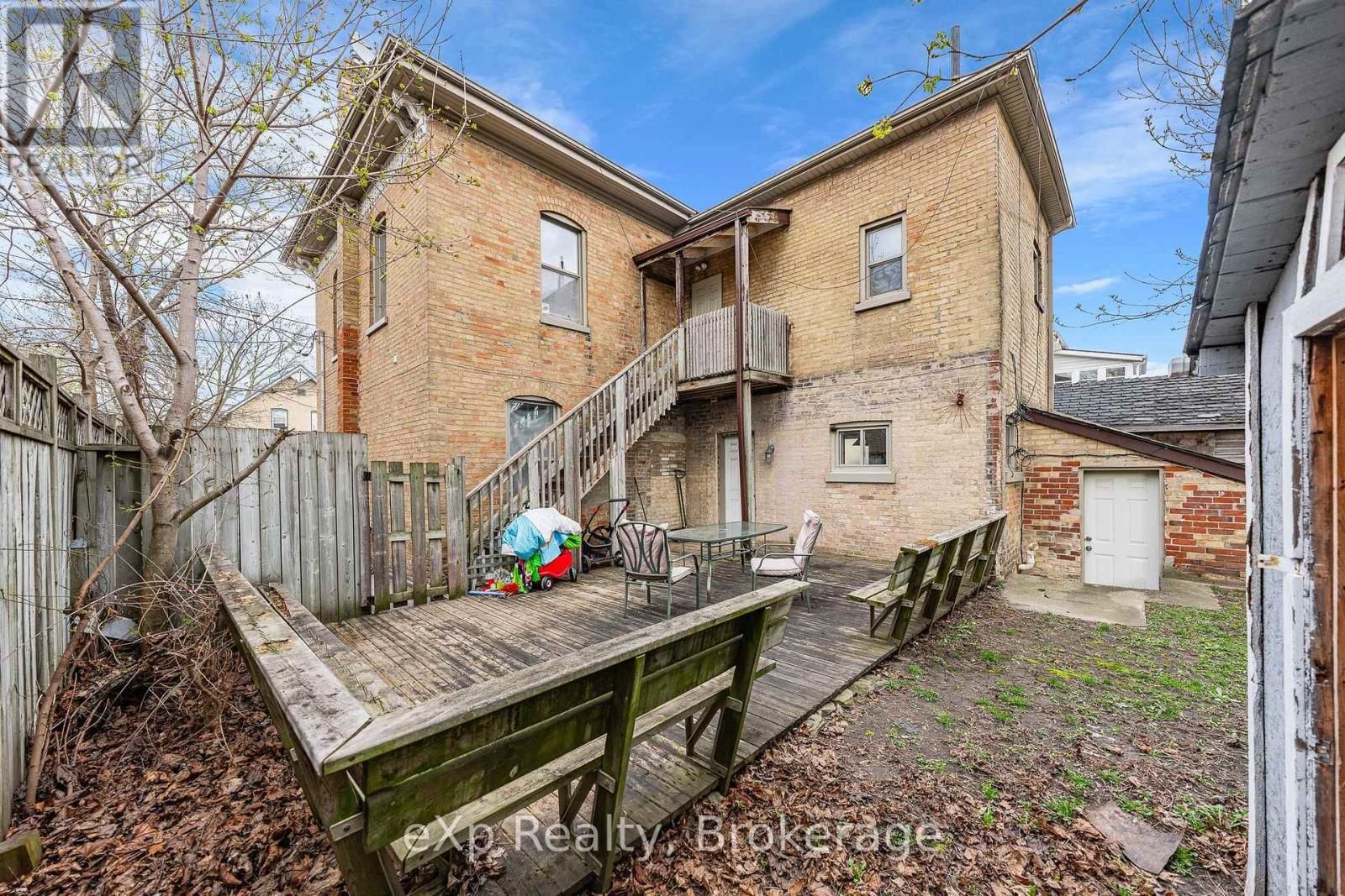 12 FLEET STREET Image 34