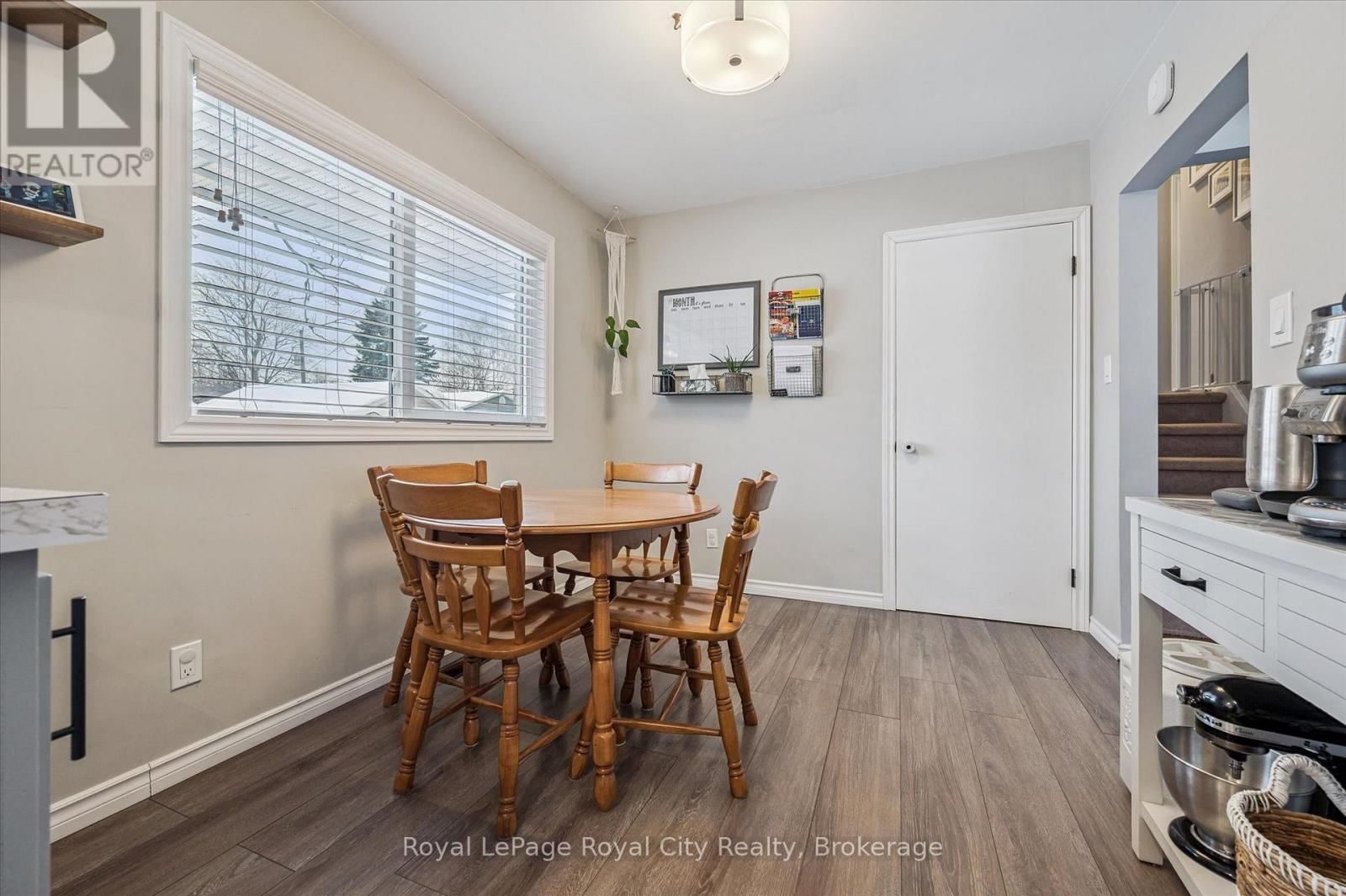 38 BRENTWOOD DRIVE Image 11