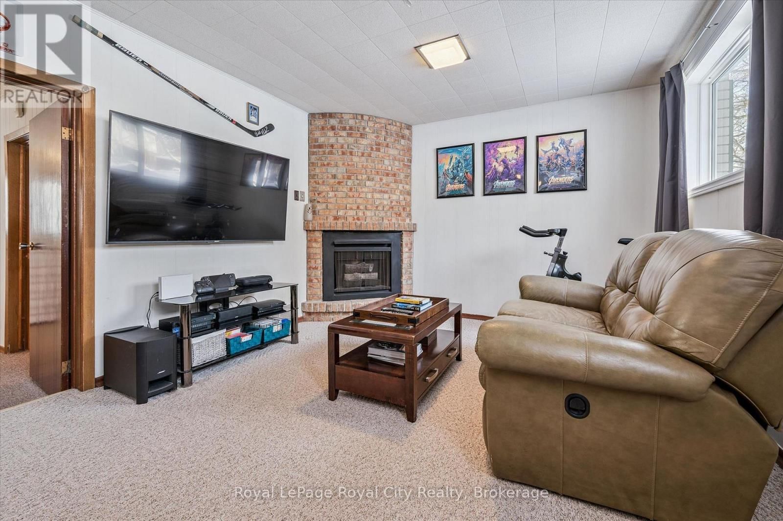 38 BRENTWOOD DRIVE Image 27