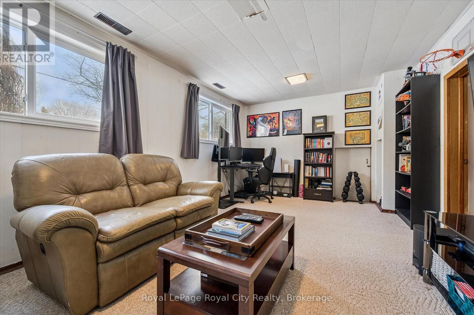 38 BRENTWOOD DRIVE Image 29