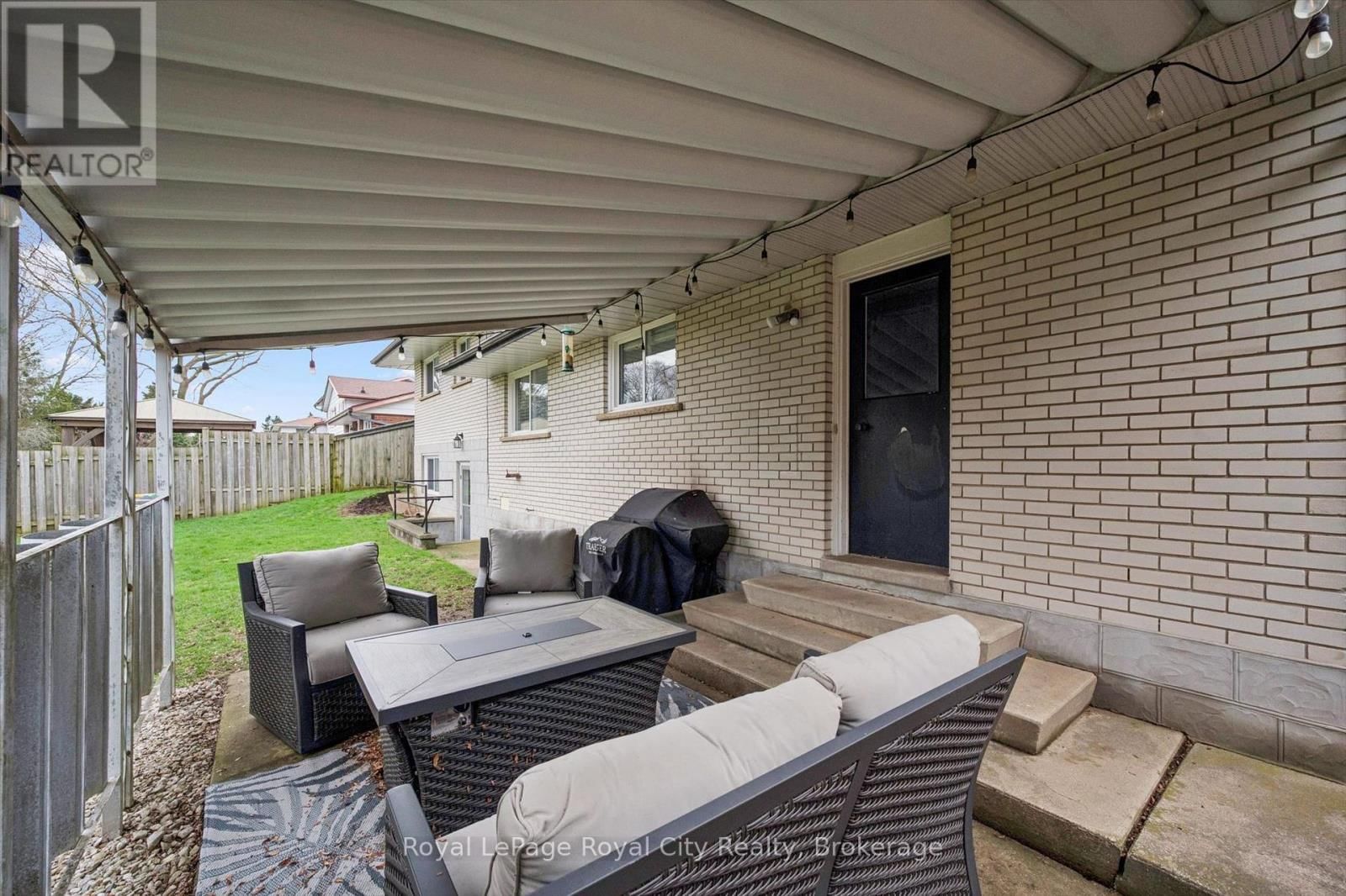 38 BRENTWOOD DRIVE Image 32