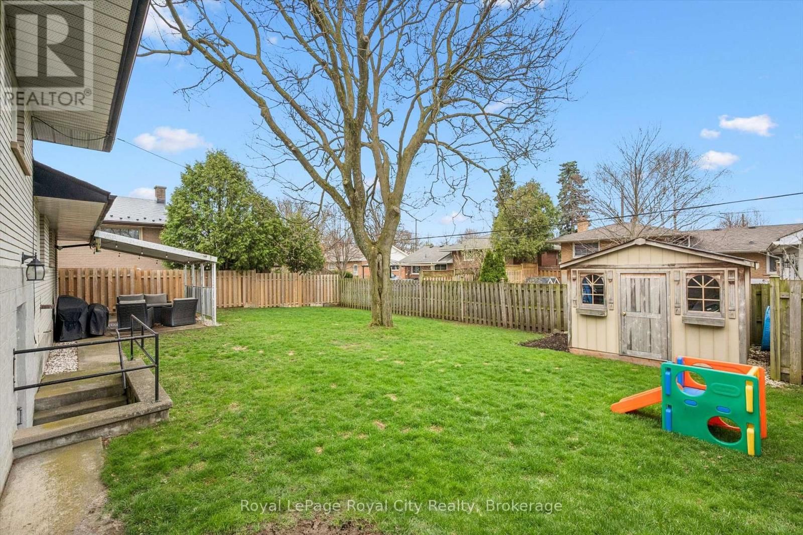 38 BRENTWOOD DRIVE Image 37