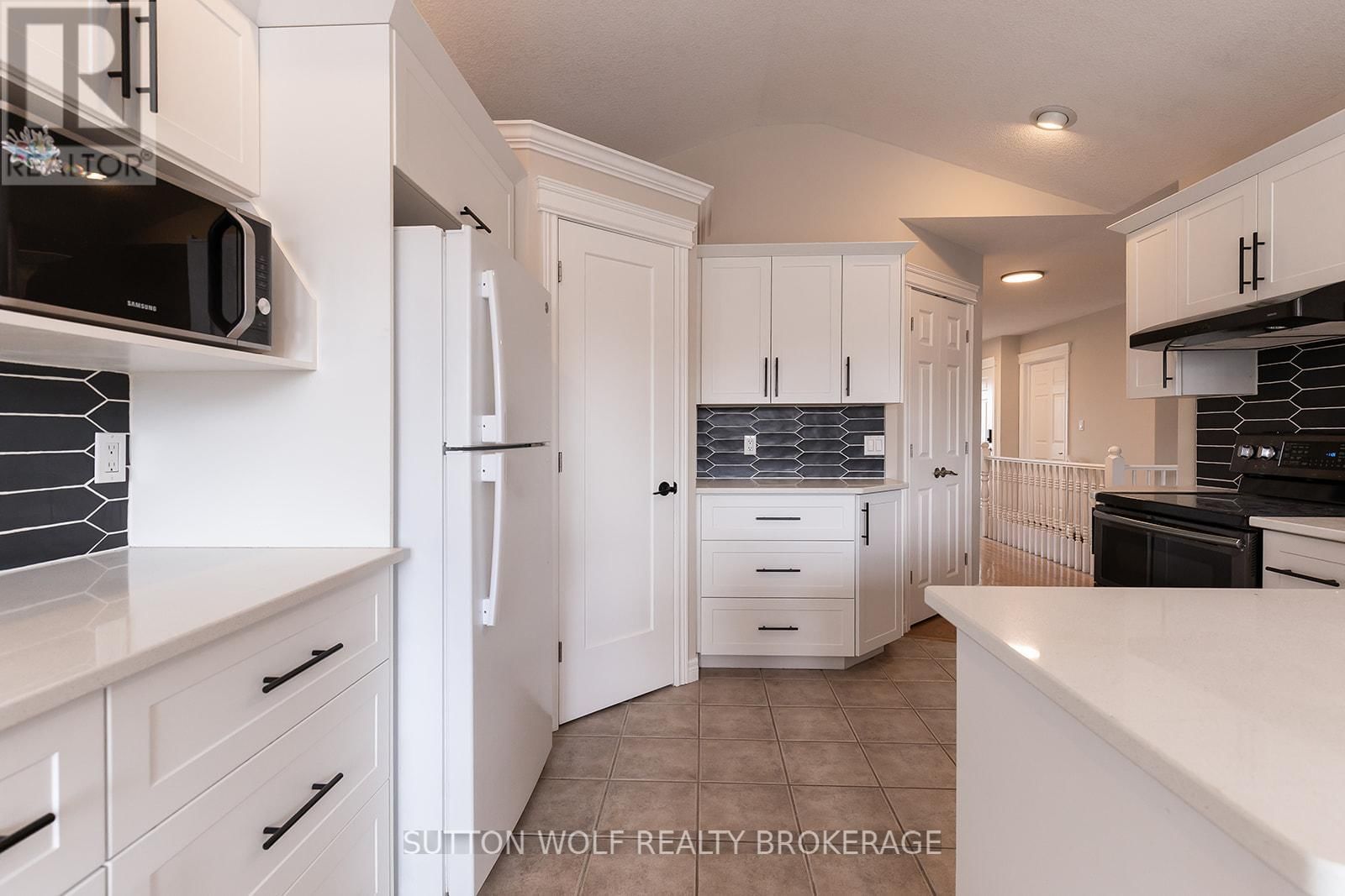 501 DARCY DRIVE Image 9