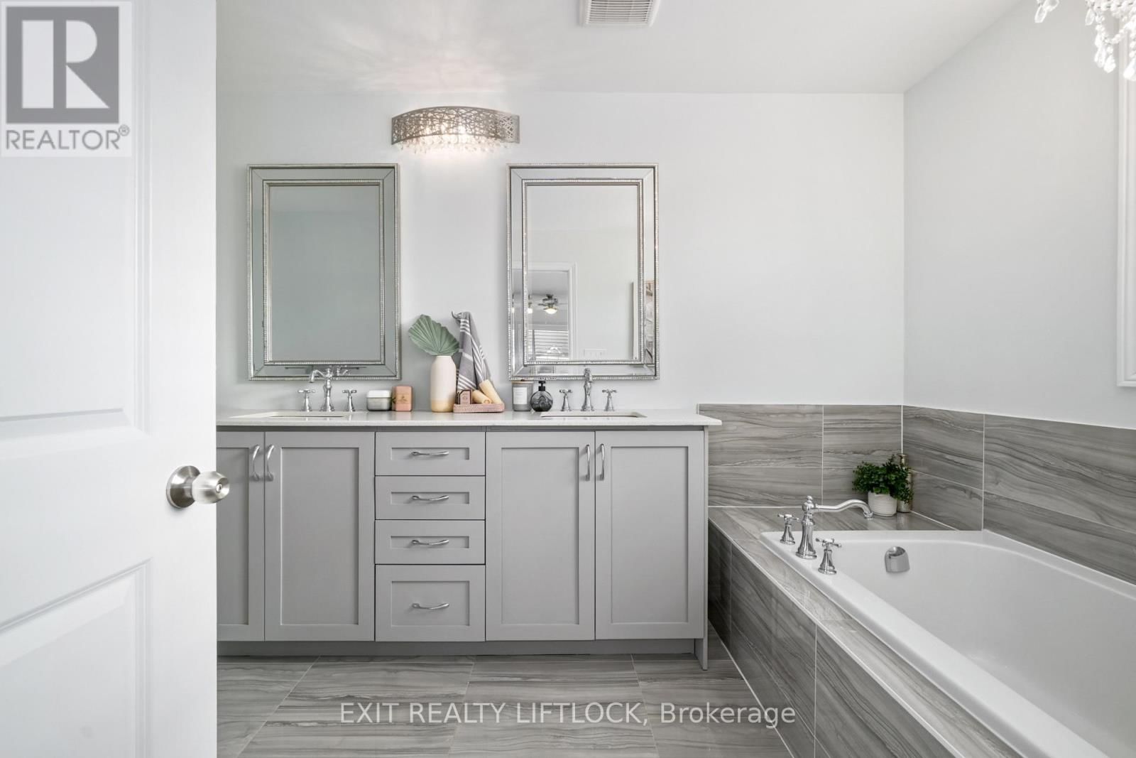 68 FLITTON AVENUE Image 15