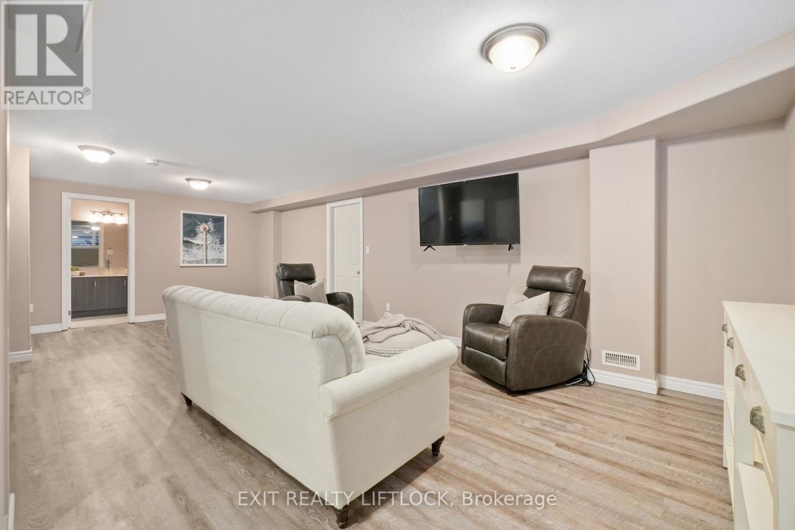 68 FLITTON AVENUE Image 22