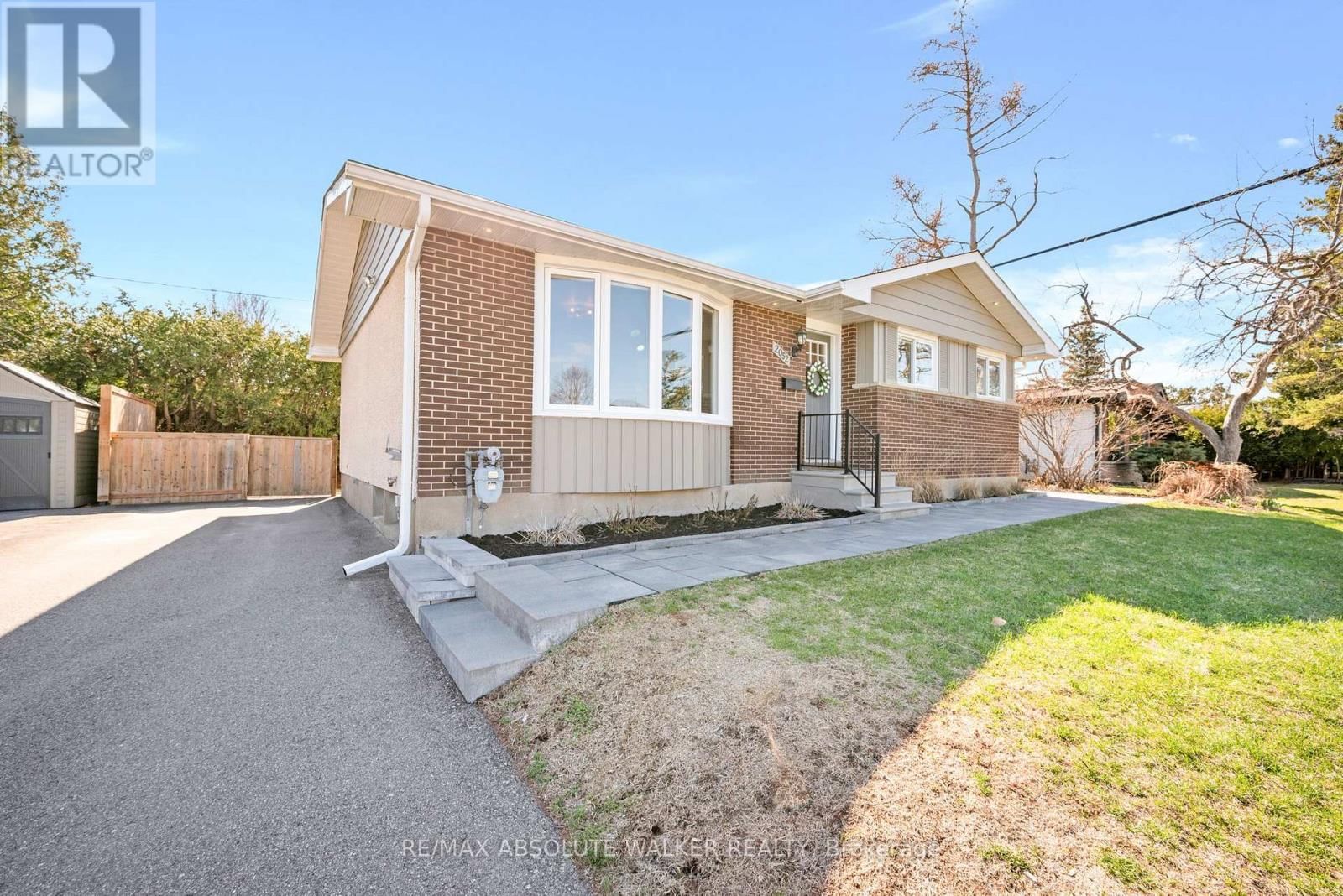 2052 VALLEY DRIVE Image 2