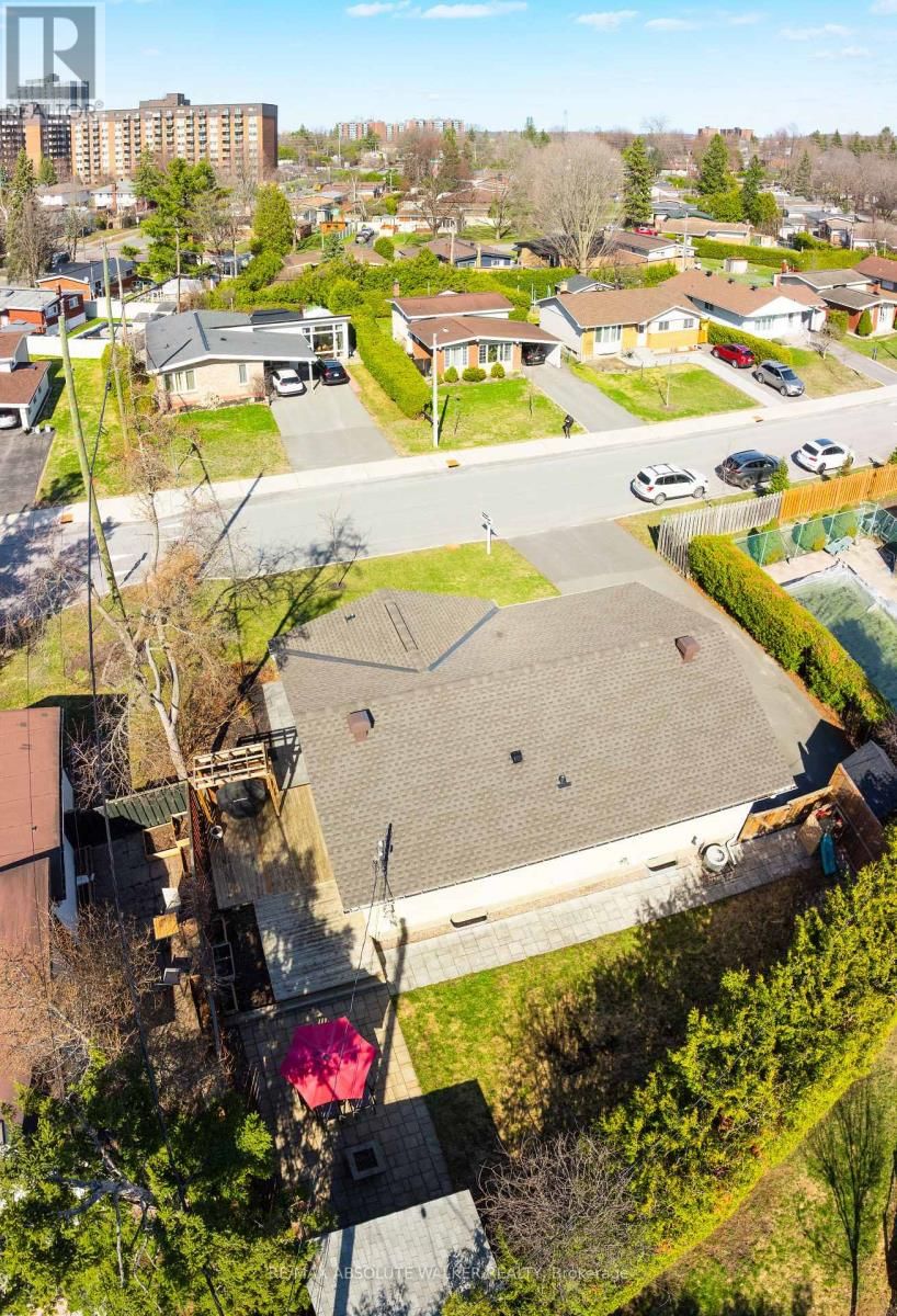 2052 VALLEY DRIVE Image 38