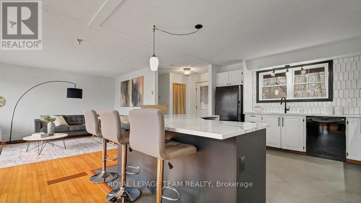 667 RAMSAY 4A CORNERS Image 11