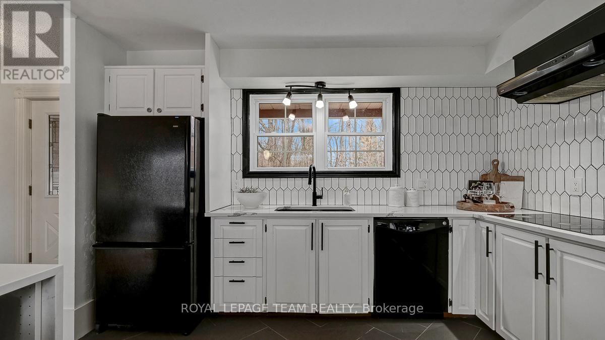 667 RAMSAY 4A CORNERS Image 13