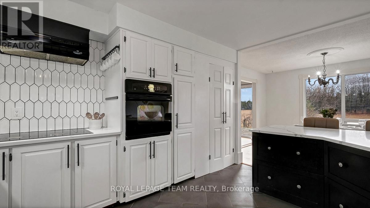 667 RAMSAY 4A CORNERS Image 14