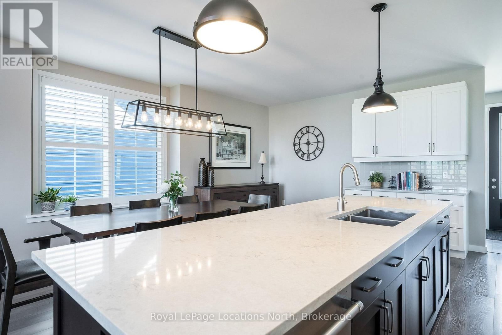 348 YELLOW BIRCH CRESCENT Image 11