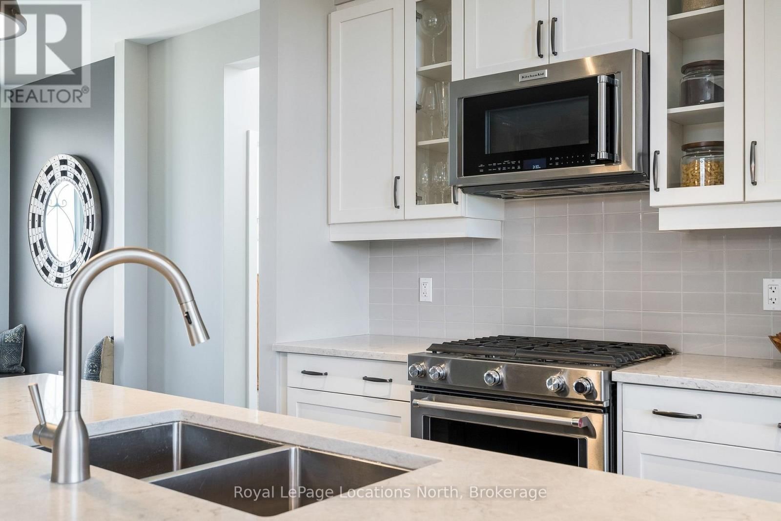 348 YELLOW BIRCH CRESCENT Image 12