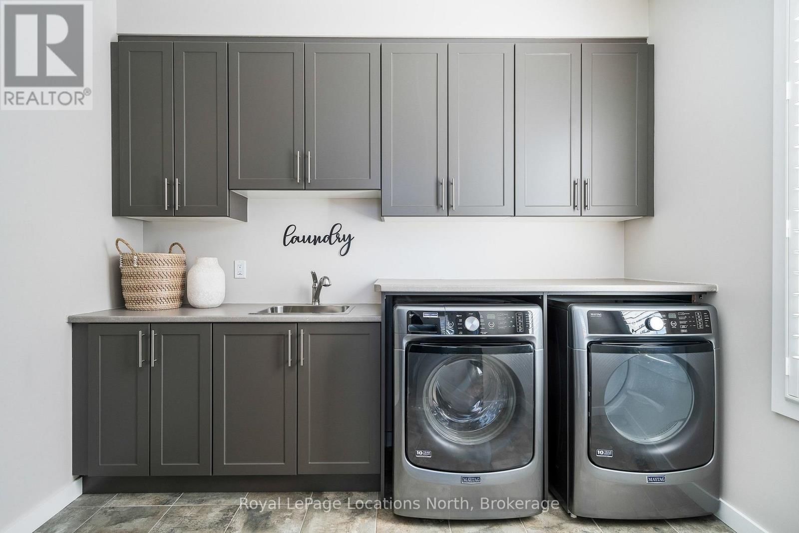 348 YELLOW BIRCH CRESCENT Image 21