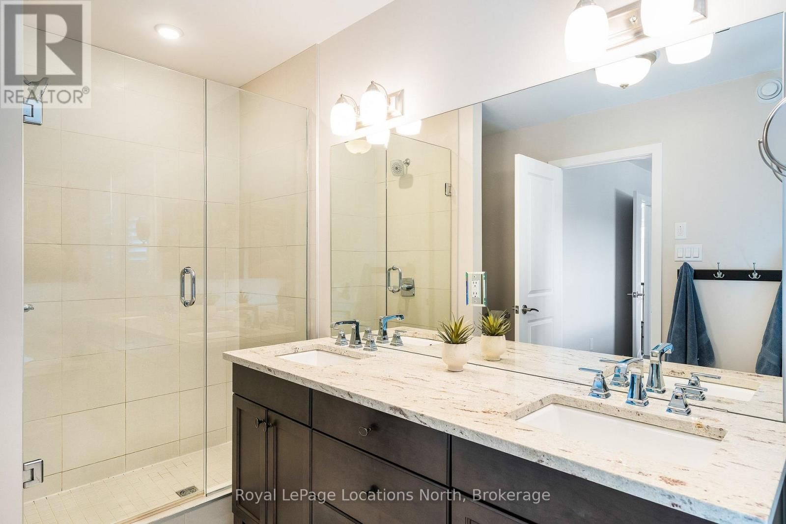 348 YELLOW BIRCH CRESCENT Image 29