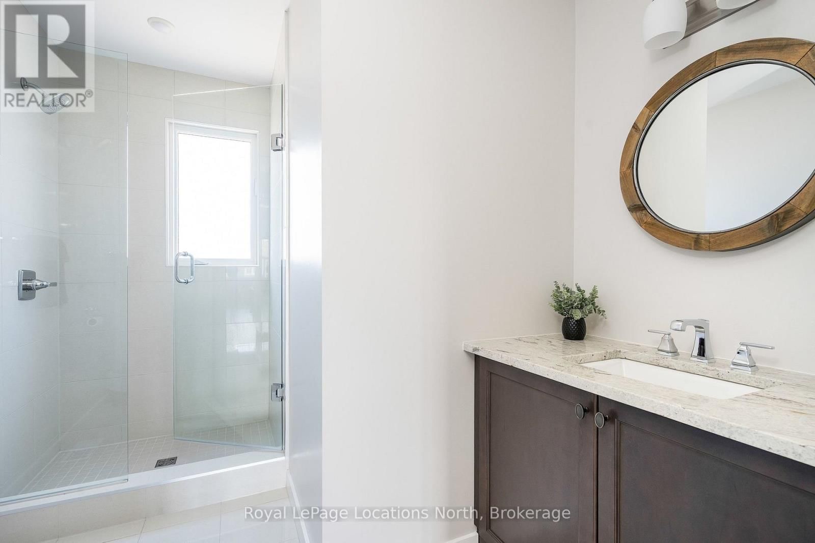 348 YELLOW BIRCH CRESCENT Image 32