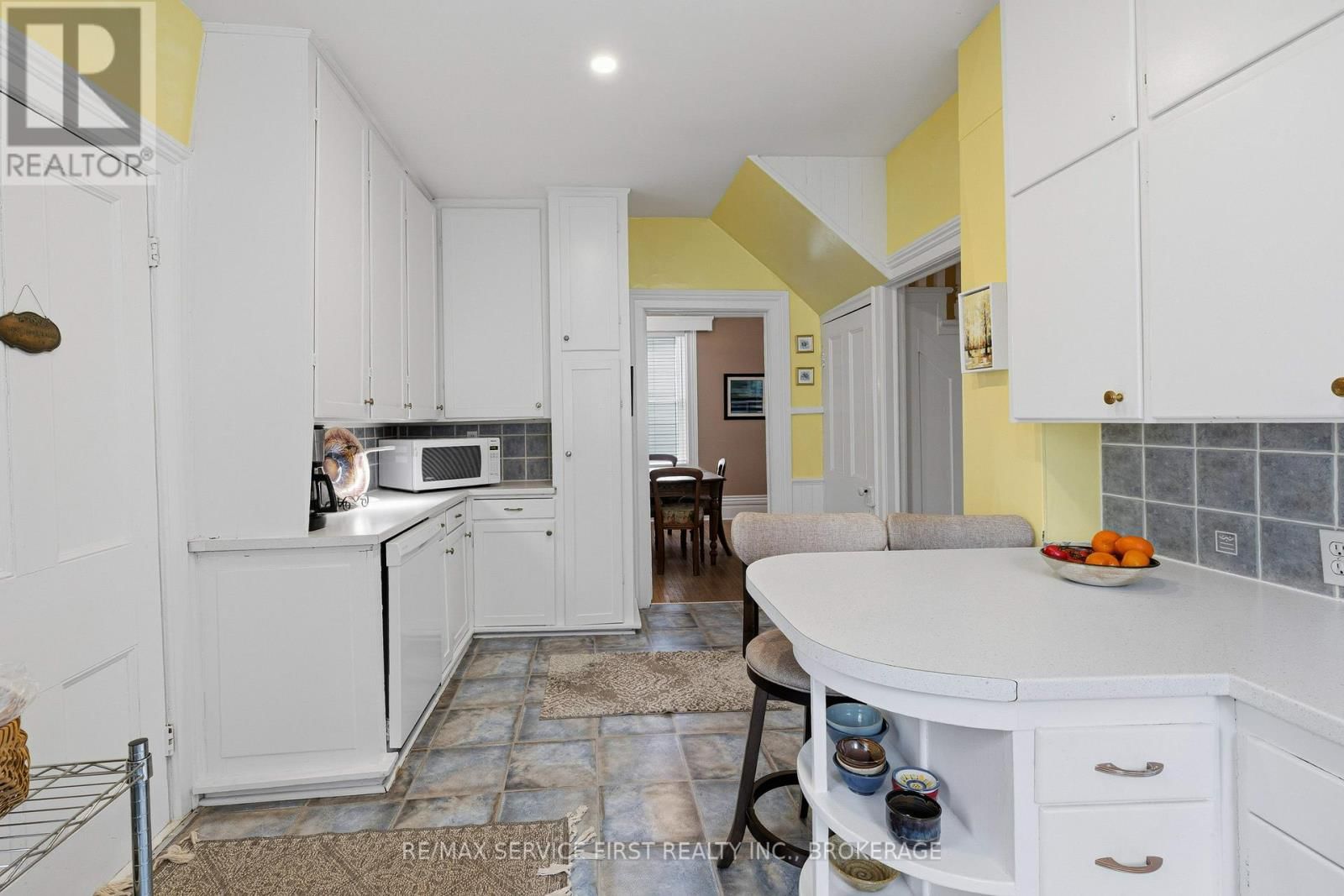 15 GRAHAM STREET EAST Image 17