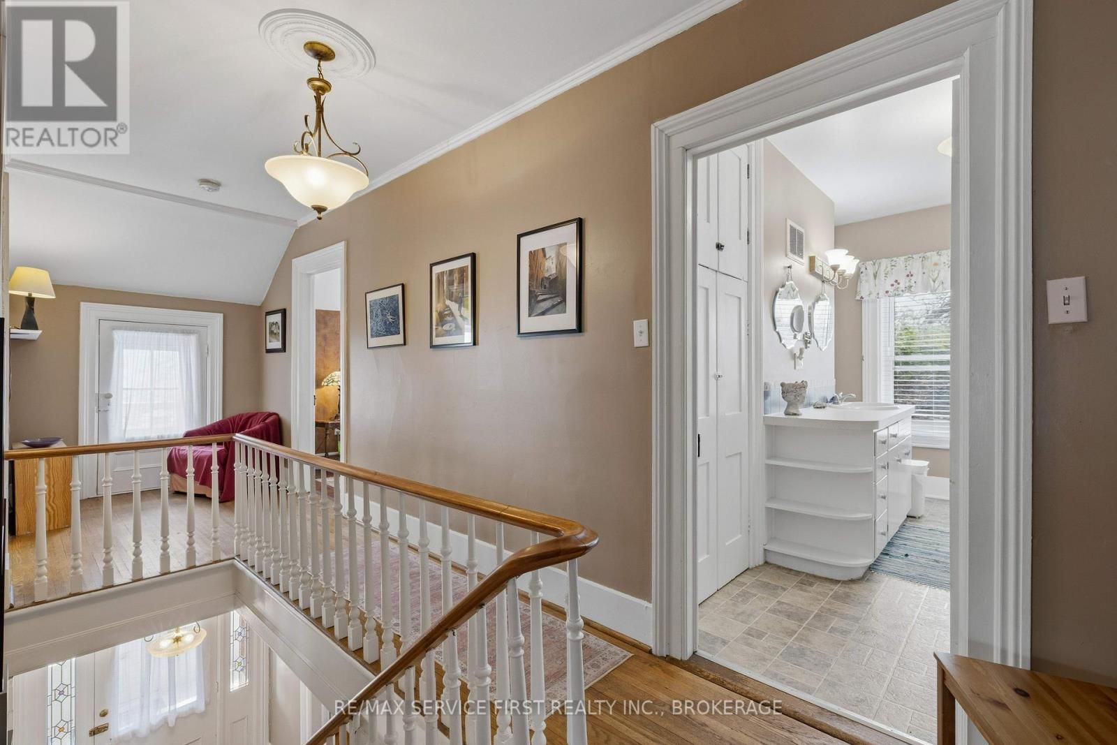 15 GRAHAM STREET EAST Image 25