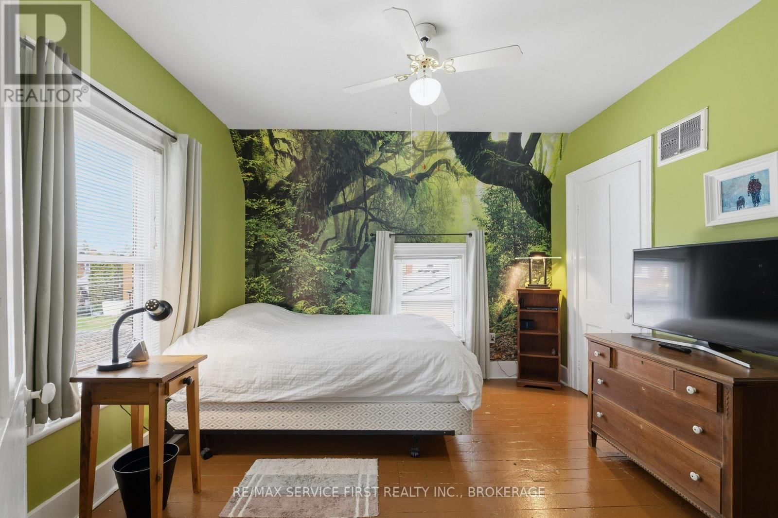 15 GRAHAM STREET EAST Image 28