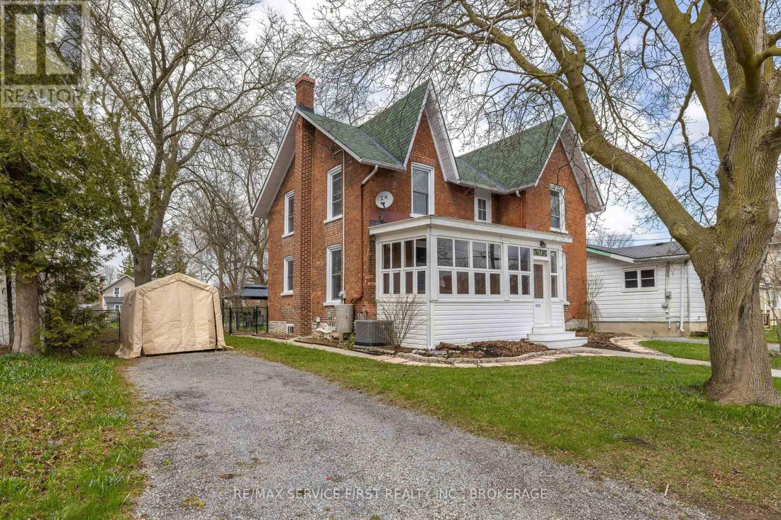 15 GRAHAM STREET EAST Image 3