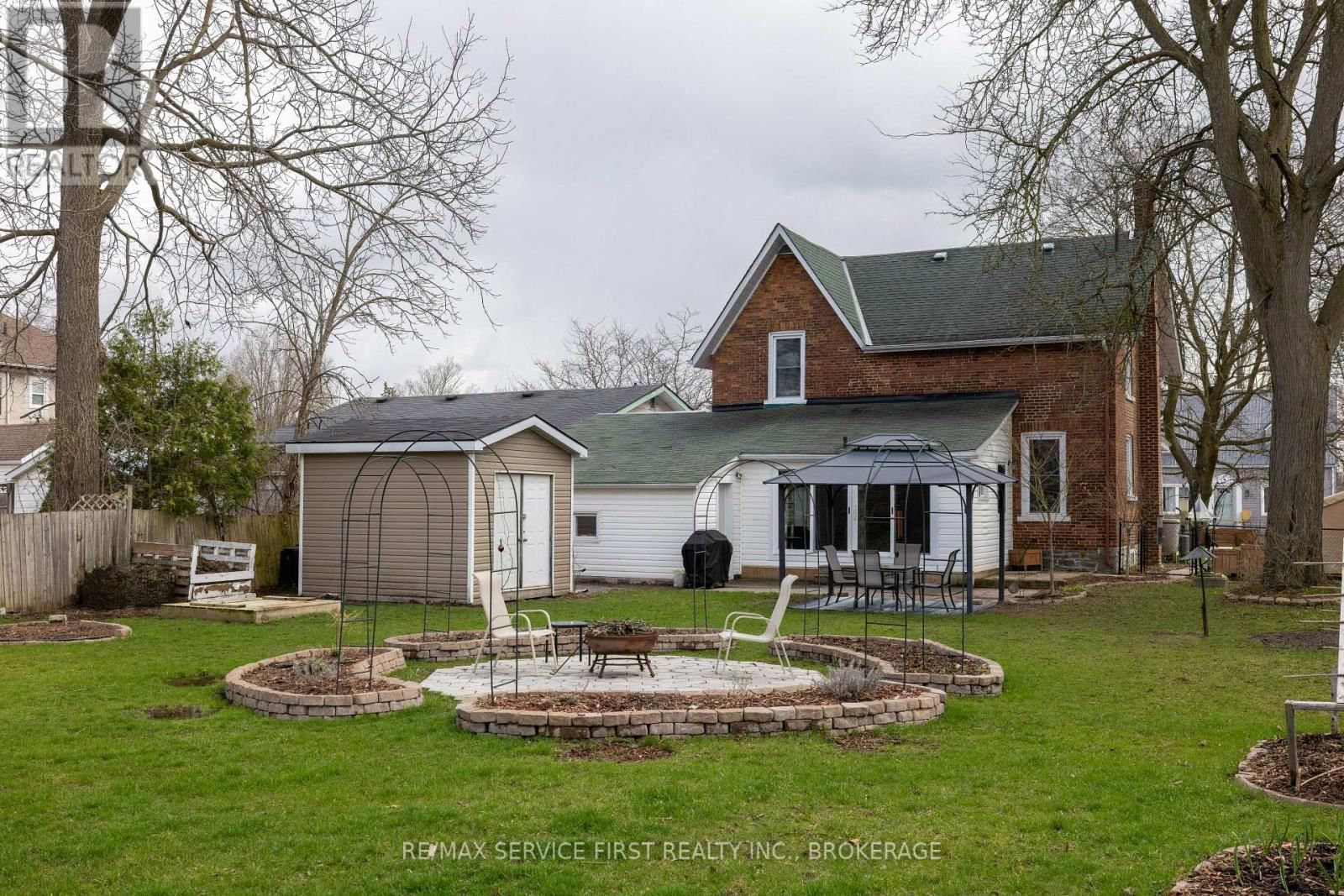 15 GRAHAM STREET EAST Image 36