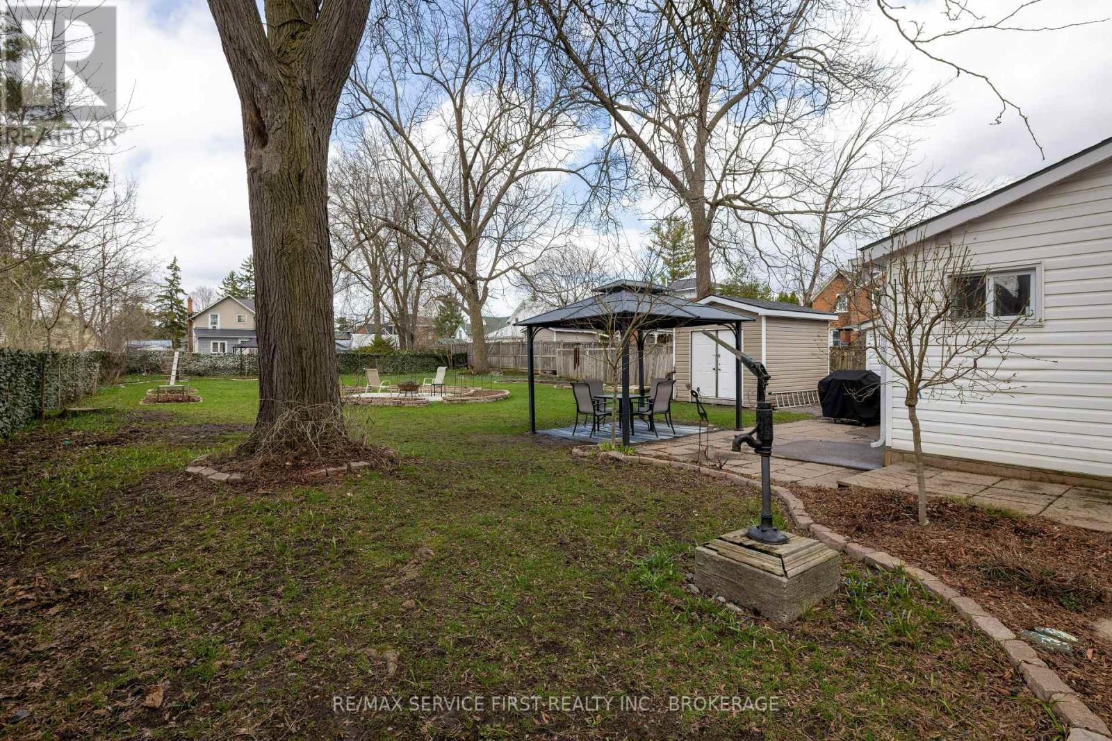 15 GRAHAM STREET EAST Image 37