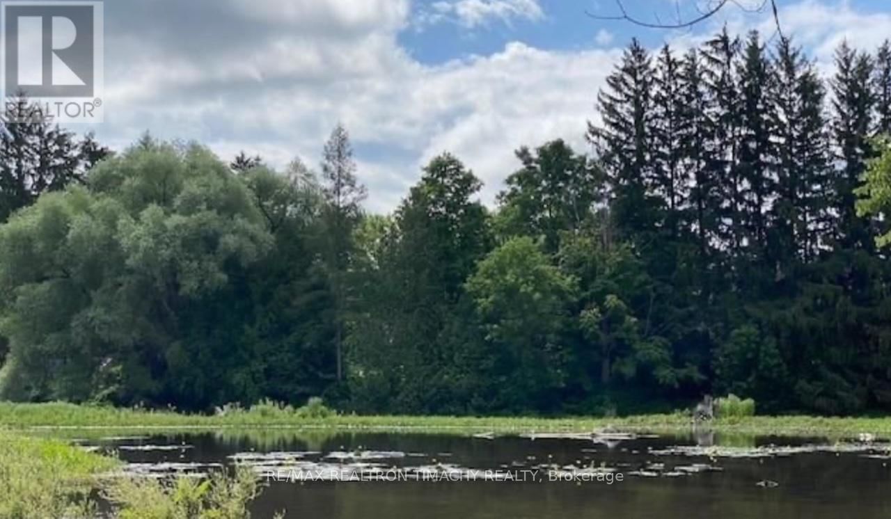 243 PRISQUE ROAD Image 24