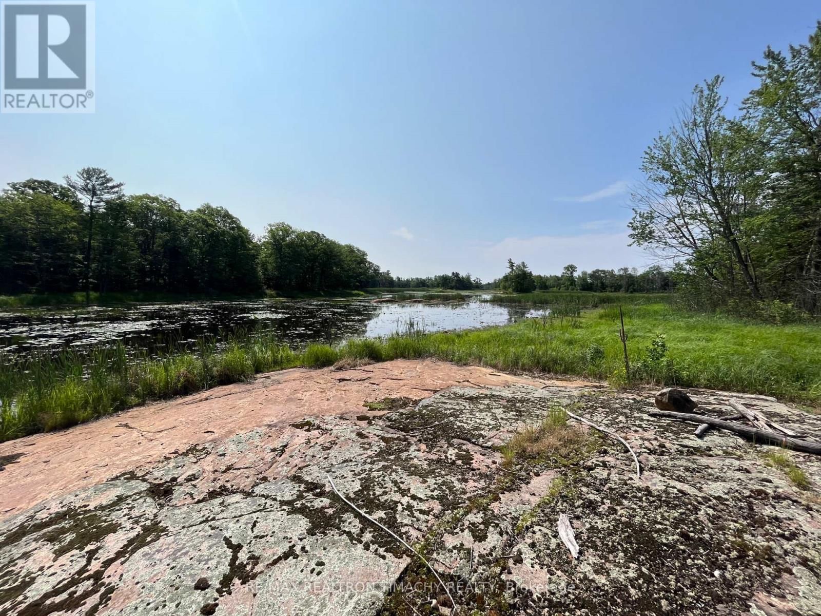 243 PRISQUE ROAD Image 9