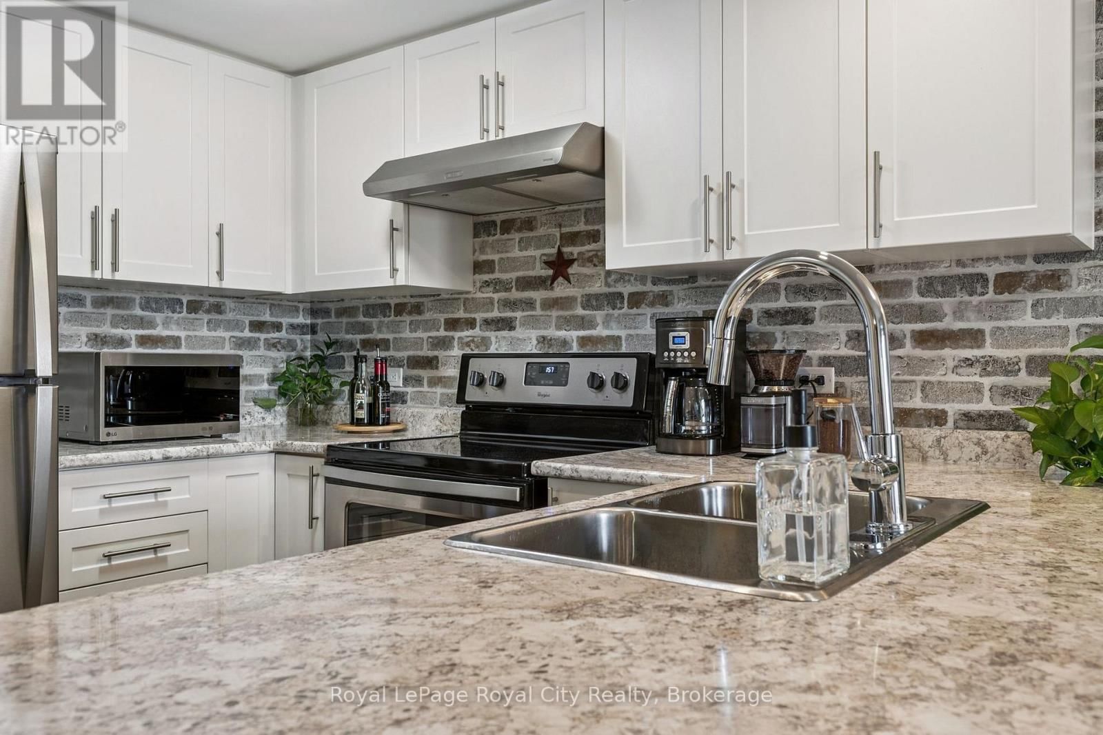 308 - 7 KAY CRESCENT Image 10