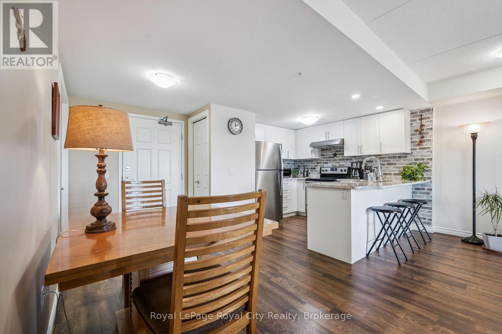 308 - 7 KAY CRESCENT Image 6