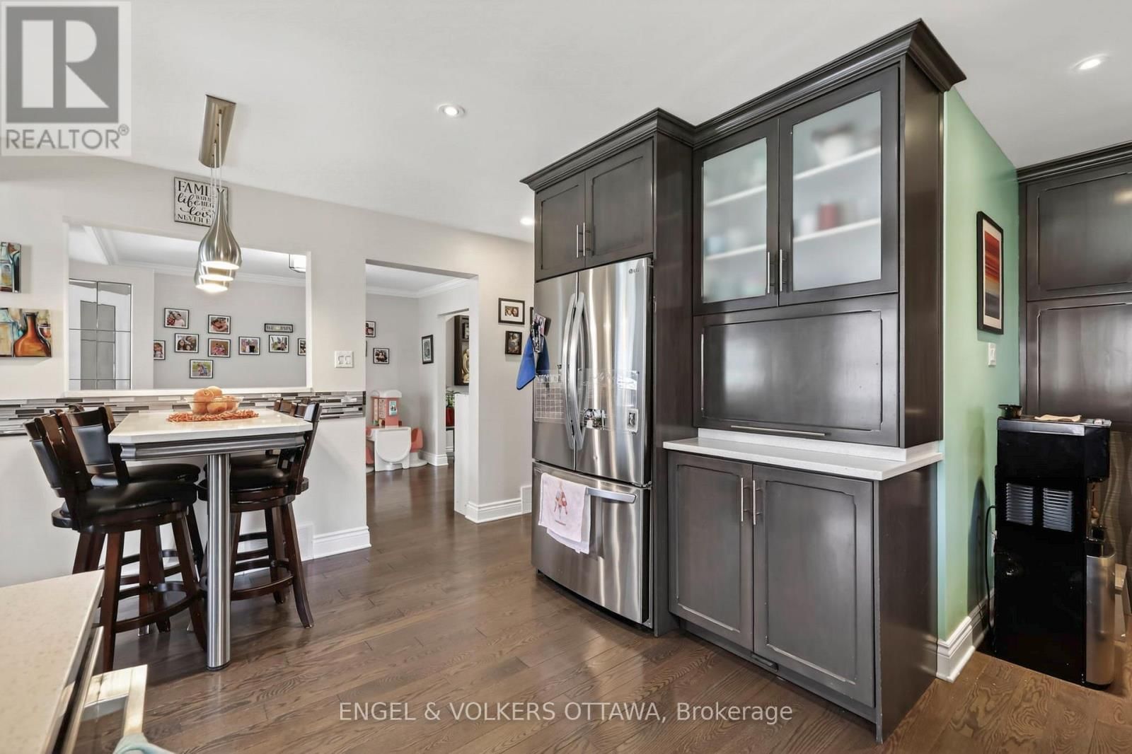 425 TANAGER BAY Image 13