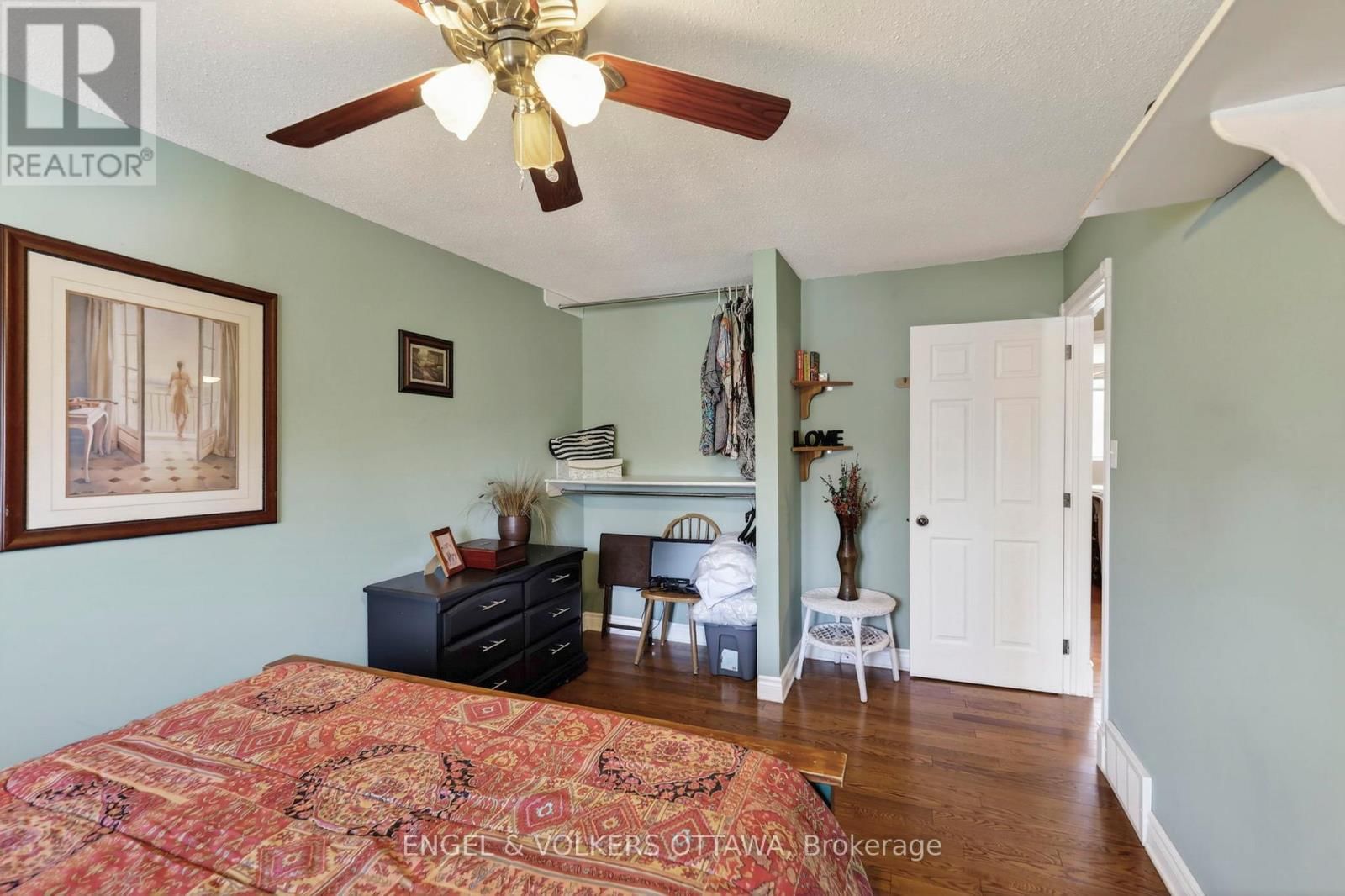 425 TANAGER BAY Image 21