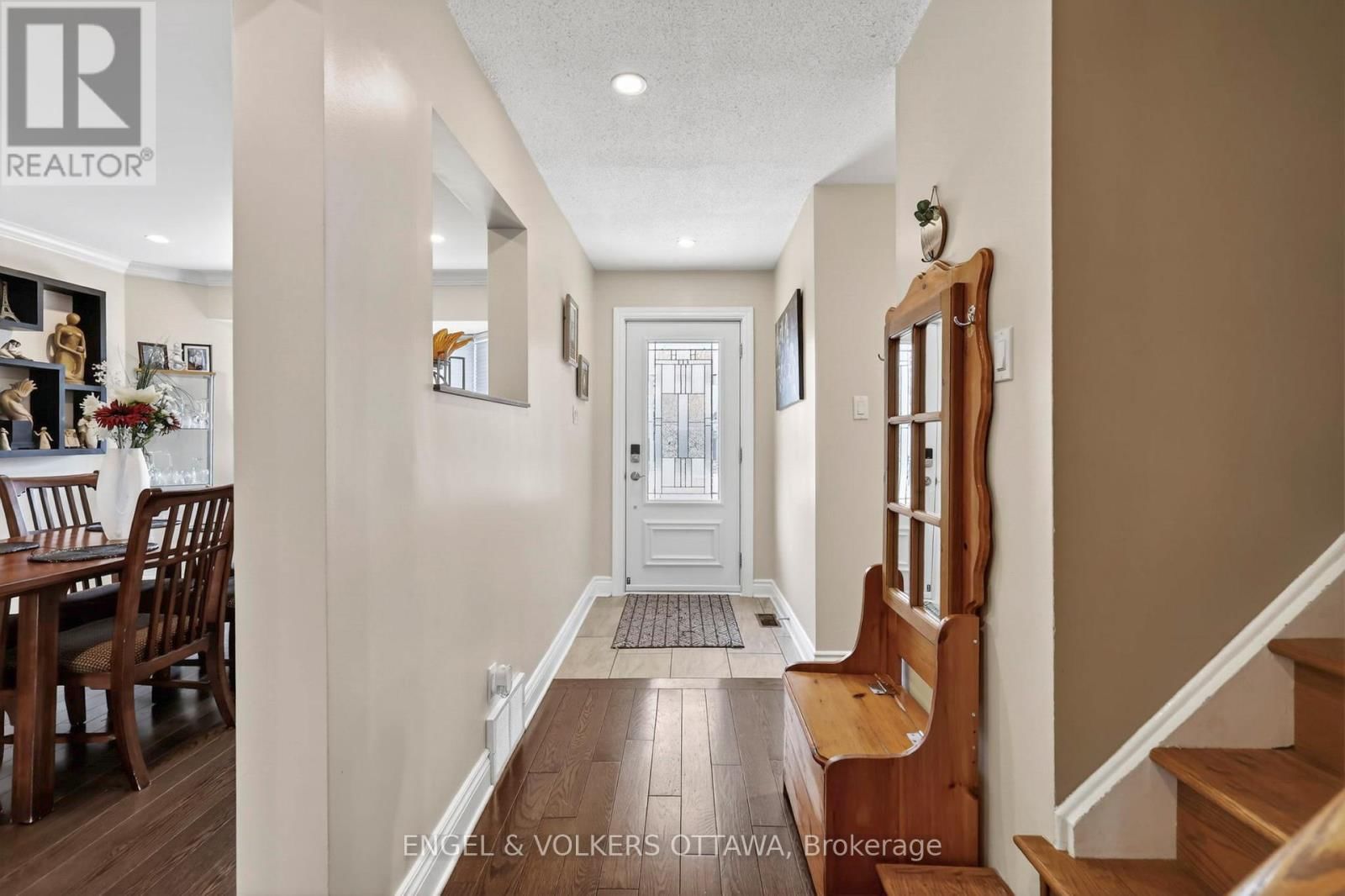 425 TANAGER BAY Image 5