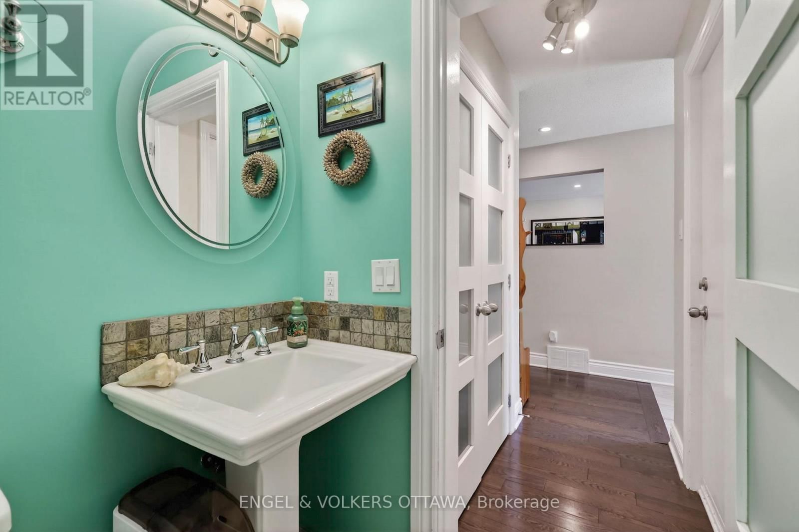 425 TANAGER BAY Image 6