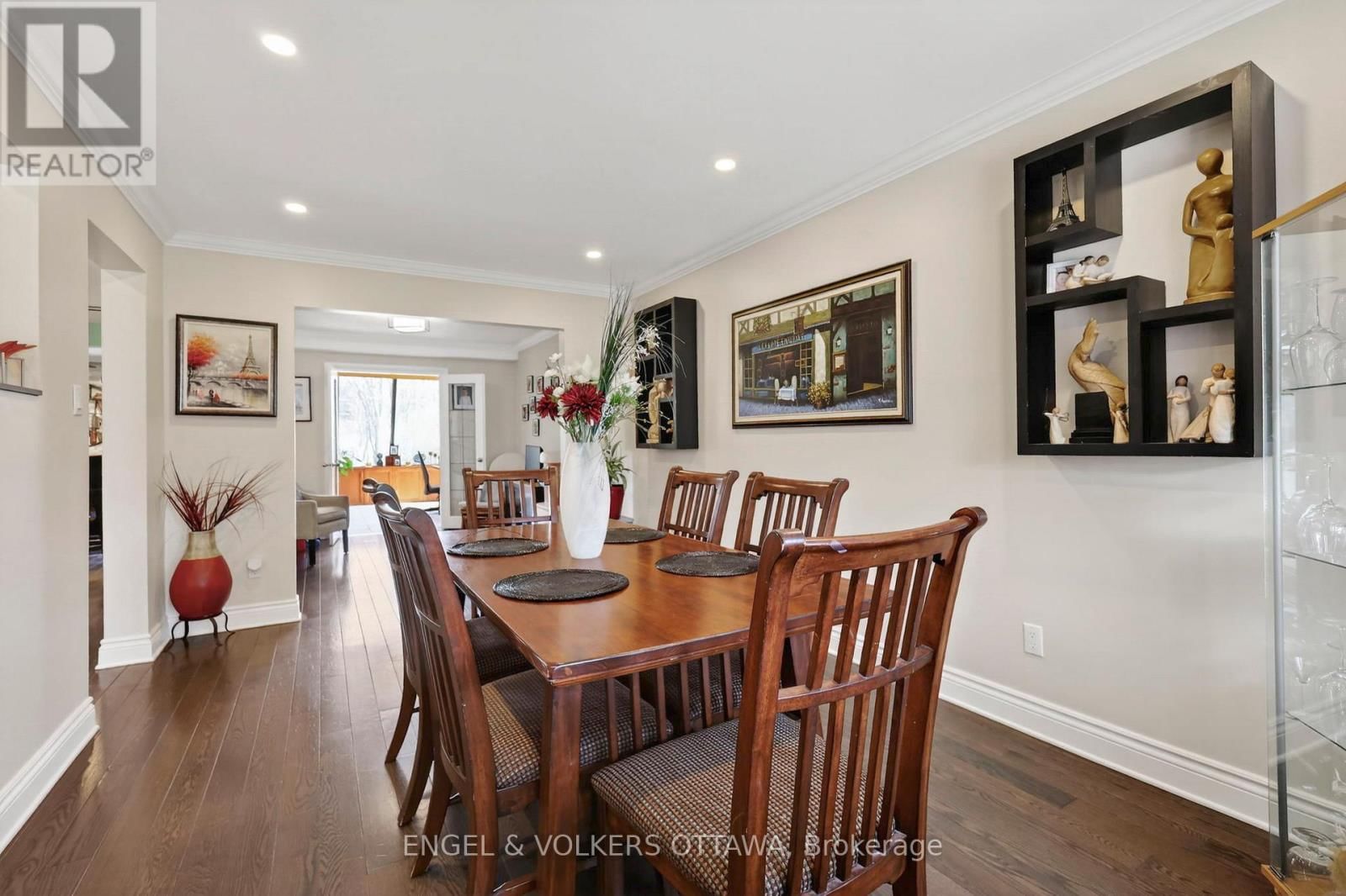 425 TANAGER BAY Image 8