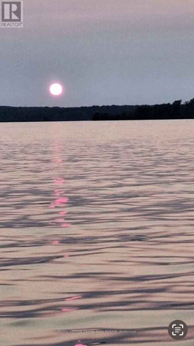 17 - 6108 CURTIS POINT ROAD Image 16