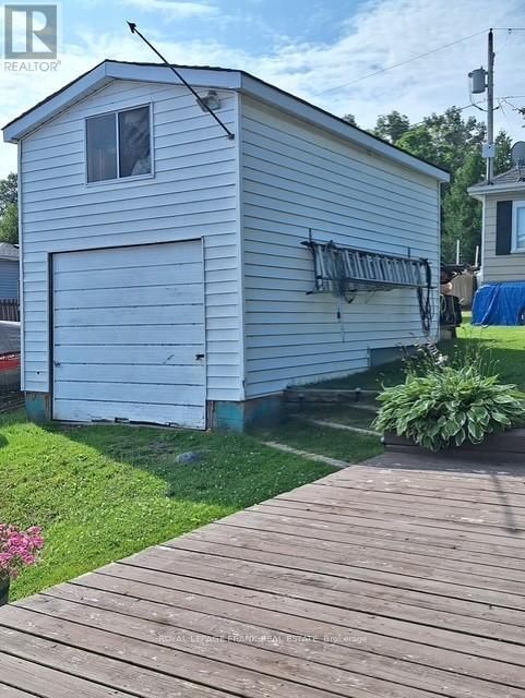 17 - 6108 CURTIS POINT ROAD Image 18