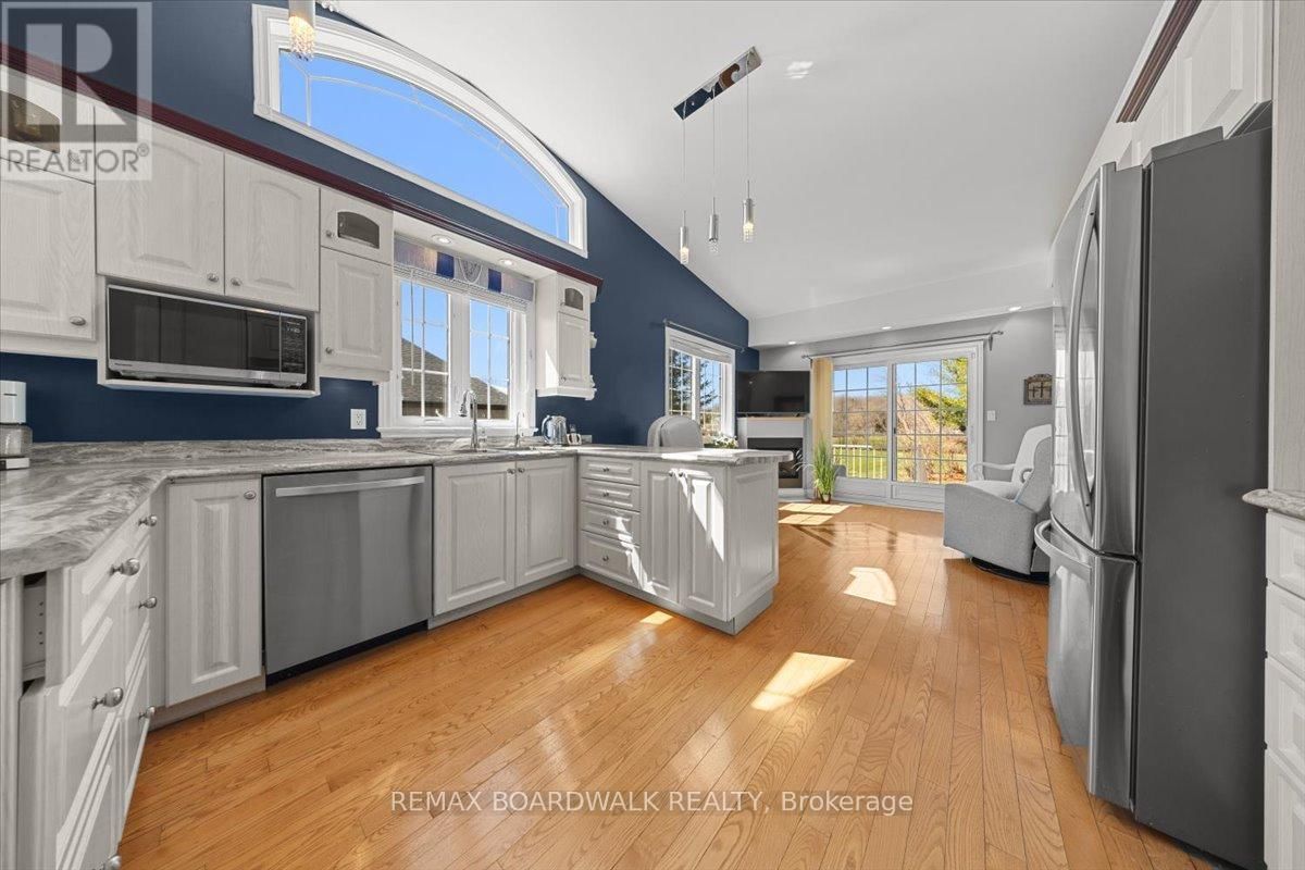 1210 BARNETT DRIVE Image 31