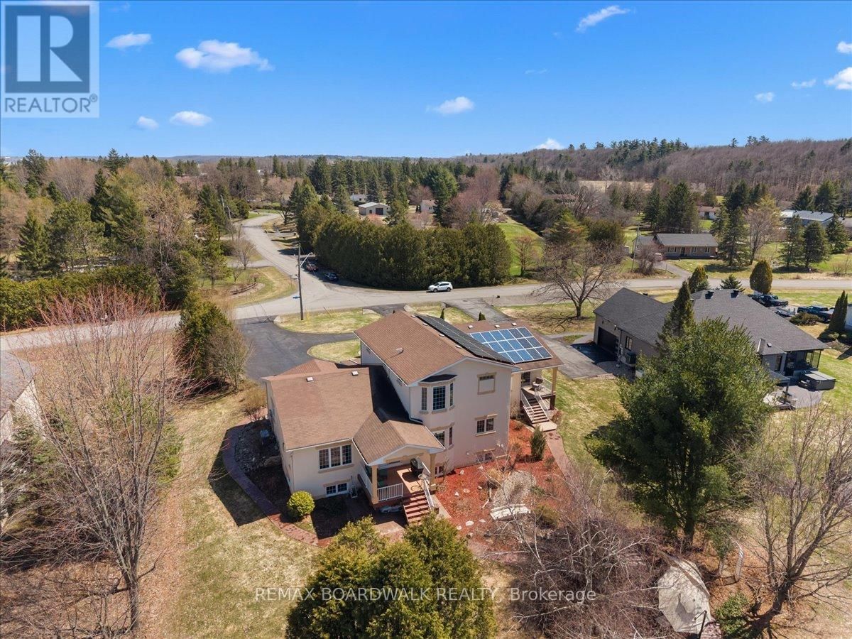 1210 BARNETT DRIVE Image 43